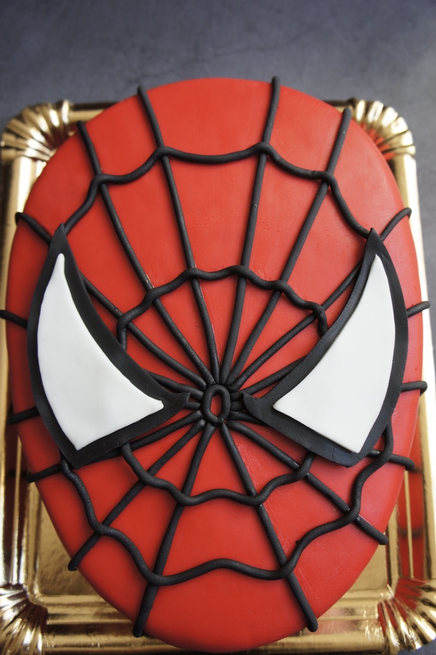 Gâteau Spiderman au Chocolat - Lady Piñata